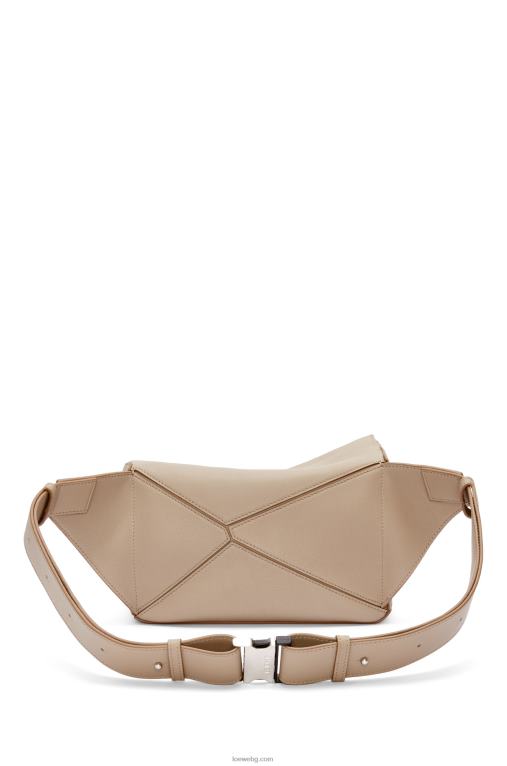 Loewe малка чанта пъзел от класическа телешка кожа F84B8562 мъже пясък