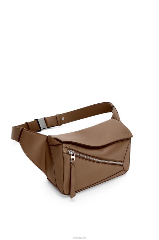 Loewe малка чанта пъзел от класическа телешка кожа F84B8564 мъже зимно кафяво