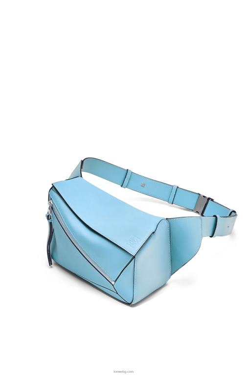 Loewe малка чанта пъзел от класическа телешка кожа F84B8567 мъже олимпийско синьо